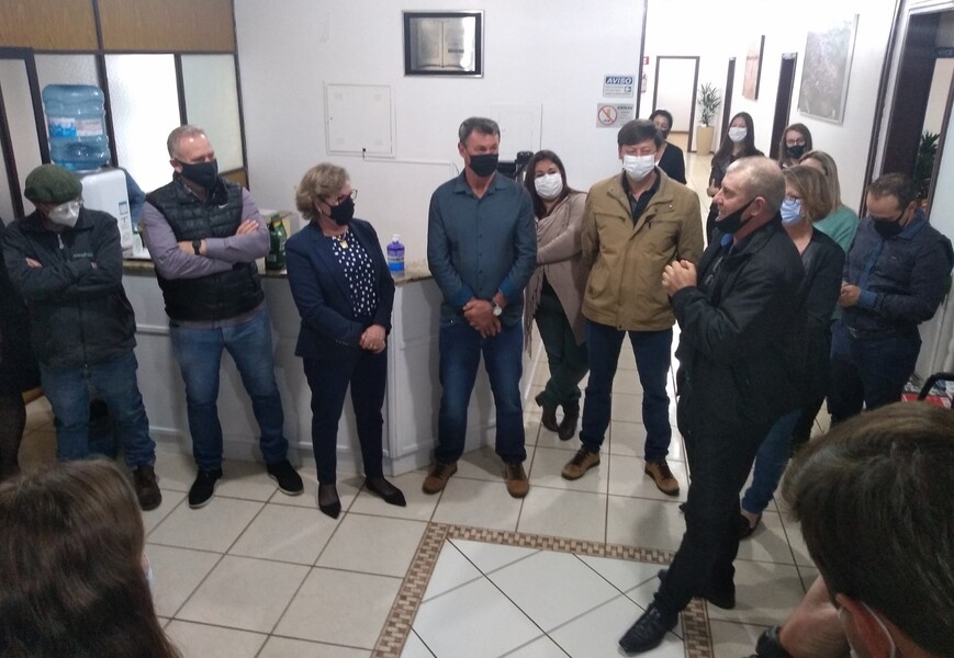 Presidente do Sindicato dos Trabalhadores Rurais de Chapada apresentando reivindicações em favor dos agricultores  