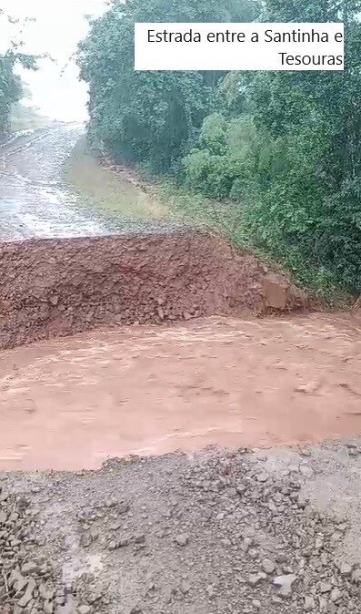 Pontilhão foi levado na enxurrada de NOV/23.