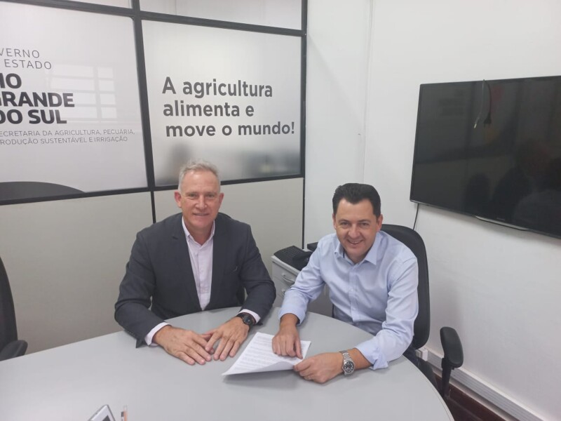 Audiência na Secretaria da Agricultura, Pecuária, Produção Sustentável e Irrigação - SEAPI.