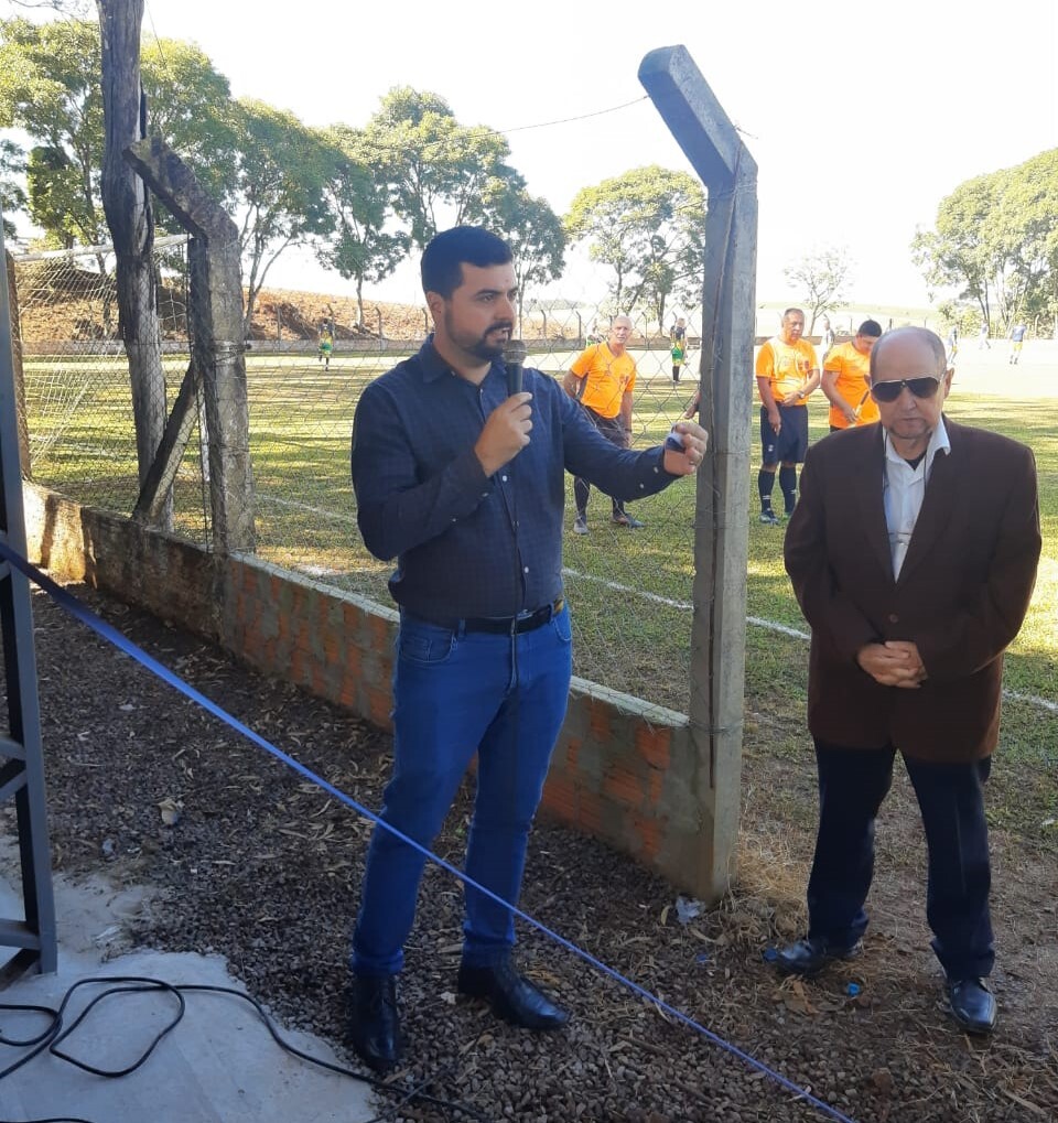 Norton Baum, asssessor do deputado Covatti Filho, deixou mensagem em nome do parlamentar.