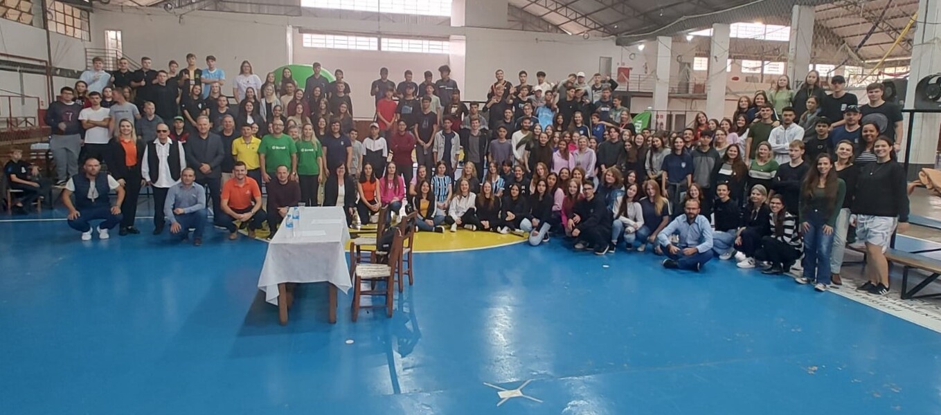 Participantes do 1º Ideathon PODE.