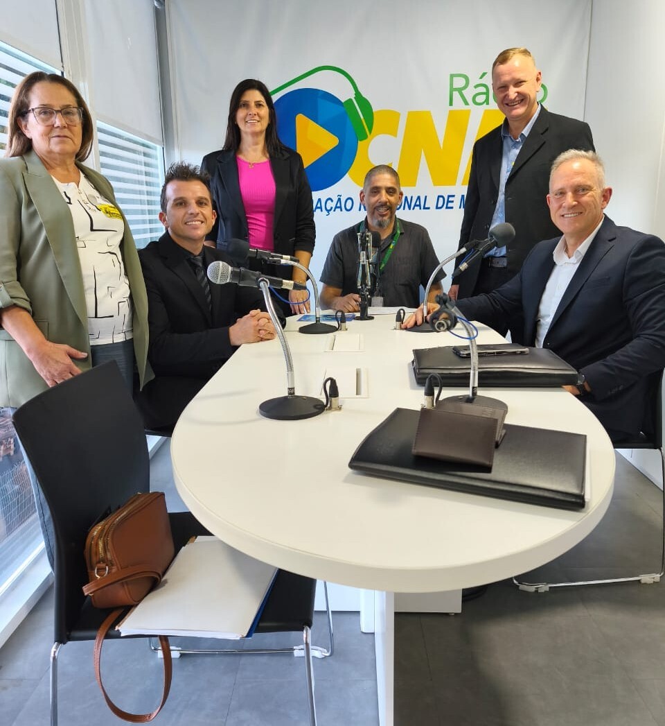 Entrevista na Rádio CNM.